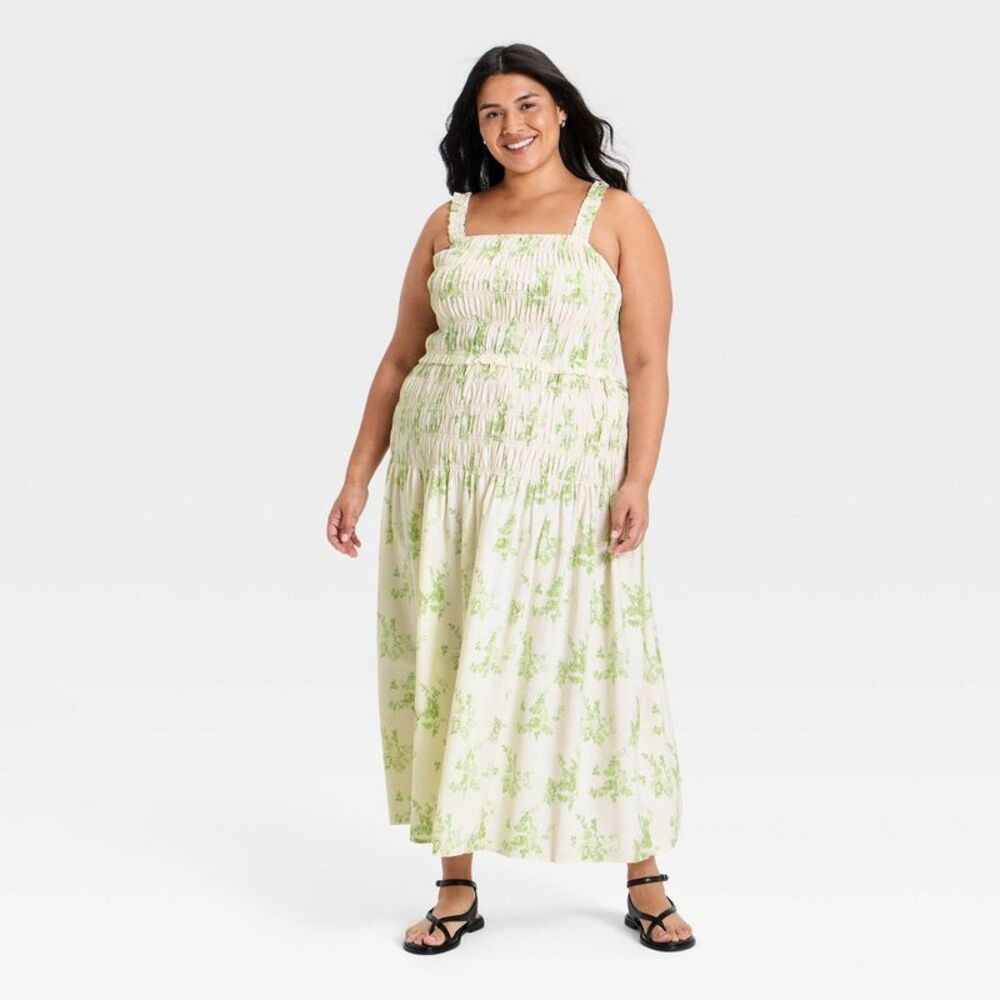 Women's Smocked Maxi A-Line Dress - Universal Thread Green Floral 1X